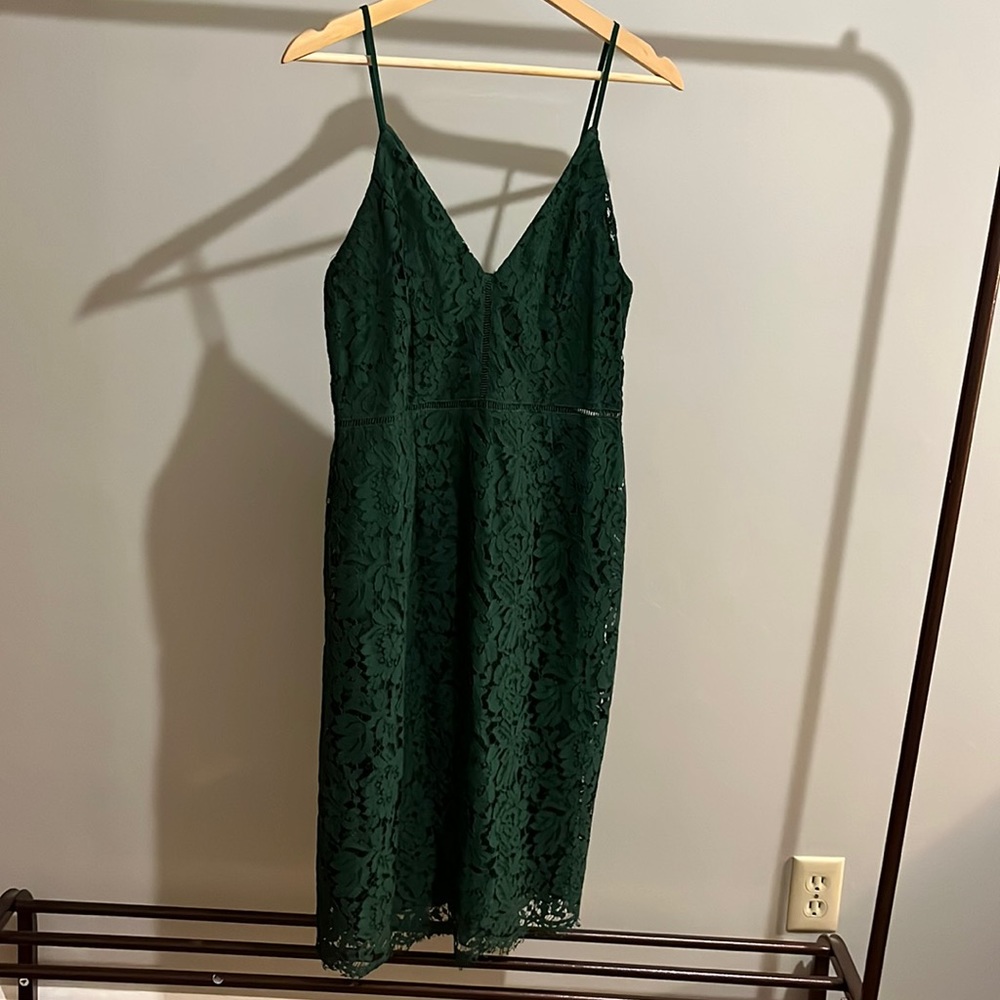 Beautiful Emerald Green Lace Dress
